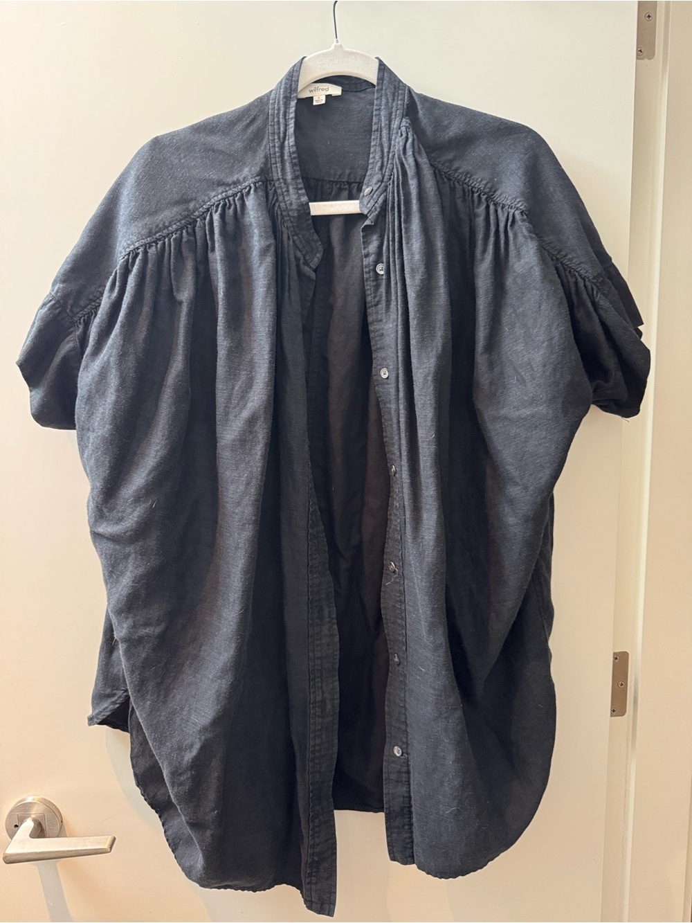 Aritzia Wilfred Bertillon Oversized Blouse Button Up Top in Black Size L